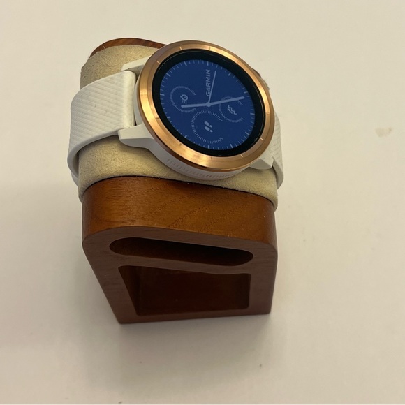 Sold Garmin Vivoactive 3, excellent, tested, rare color - Picture 4 of 6